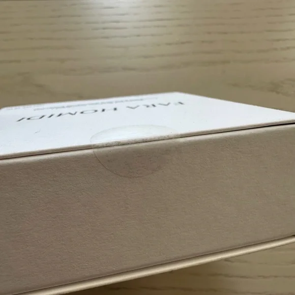 Fara Homidi Essential Bronzer Compact NWT in Bois shade - Picture 4 of 10